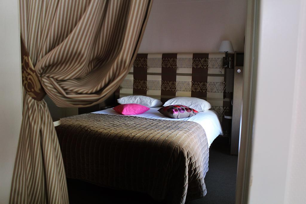Hotel Des Bains 3*